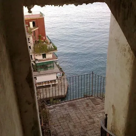Alojamento de Turismo Selvagem Abbracciati Al Mare Di Posillipo *